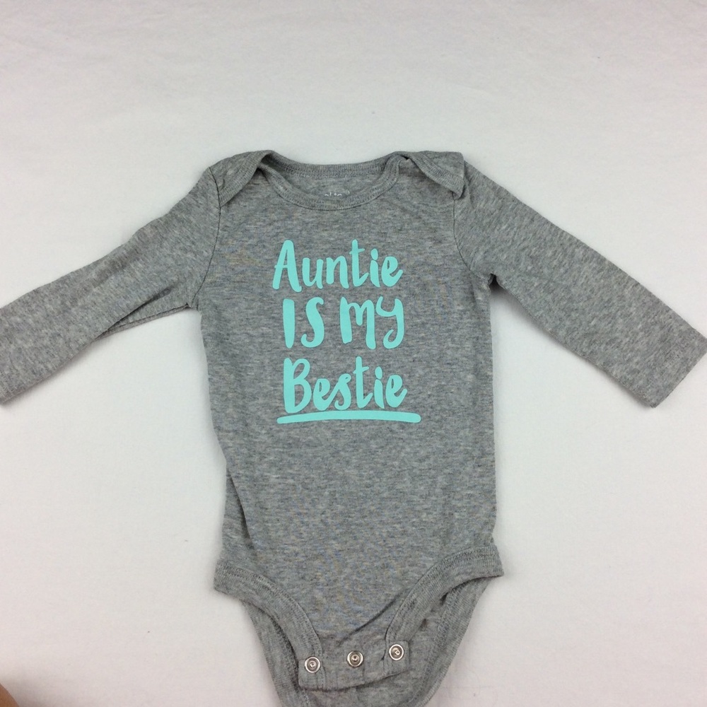 🍼 6/$18 Auntie is my Bestie Long Sleeve  Onesie